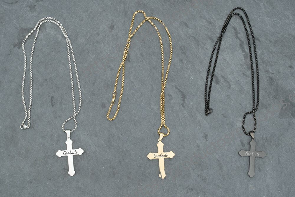 Collar Cruz Grabado y Personalizado (plano ambas caras) 42mm x 32mm Patada