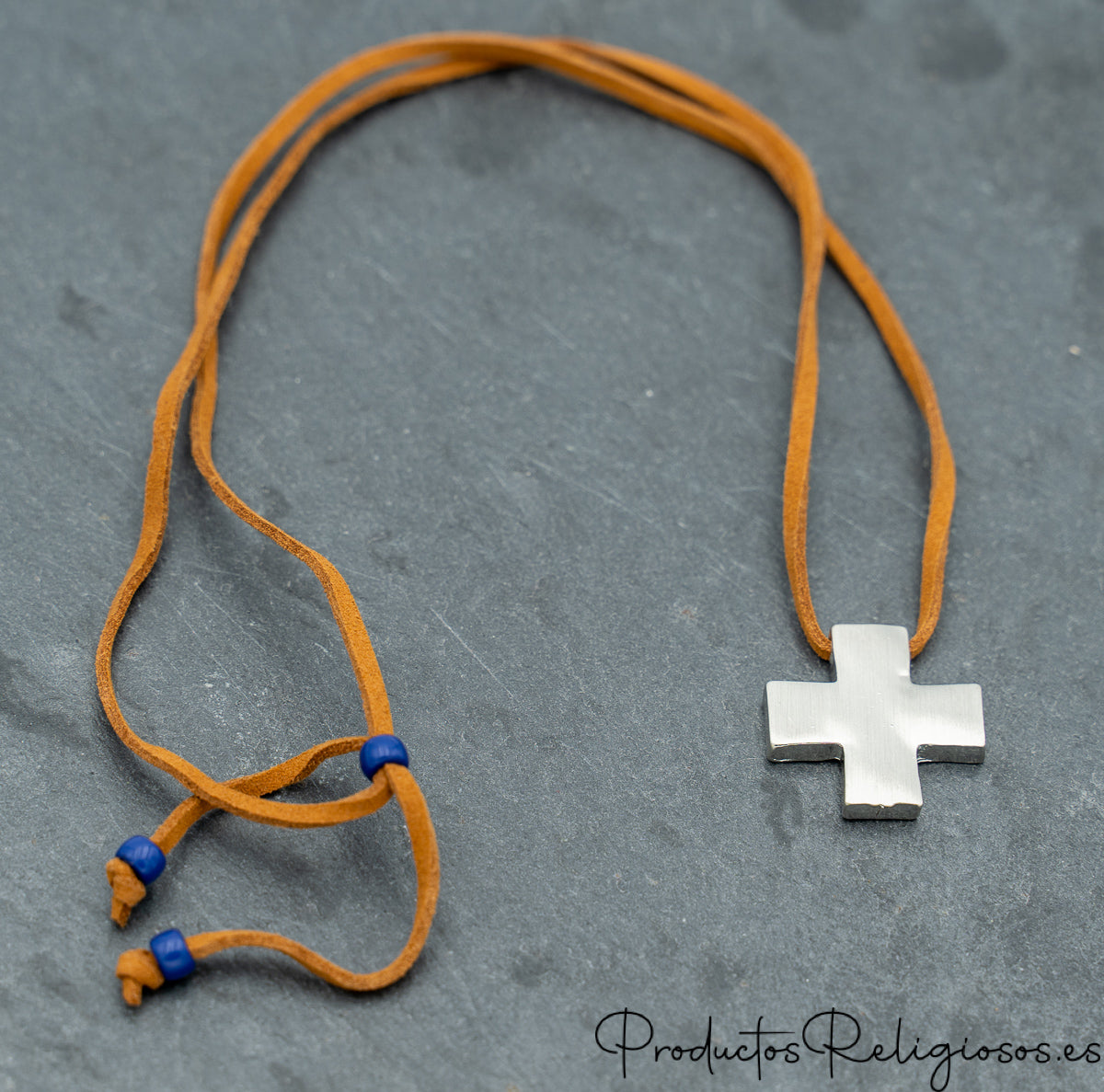 Collar Cruz Grabado y Personalizado (plano ambas caras) Plateado 30mm x 30mm Acero y Cuero