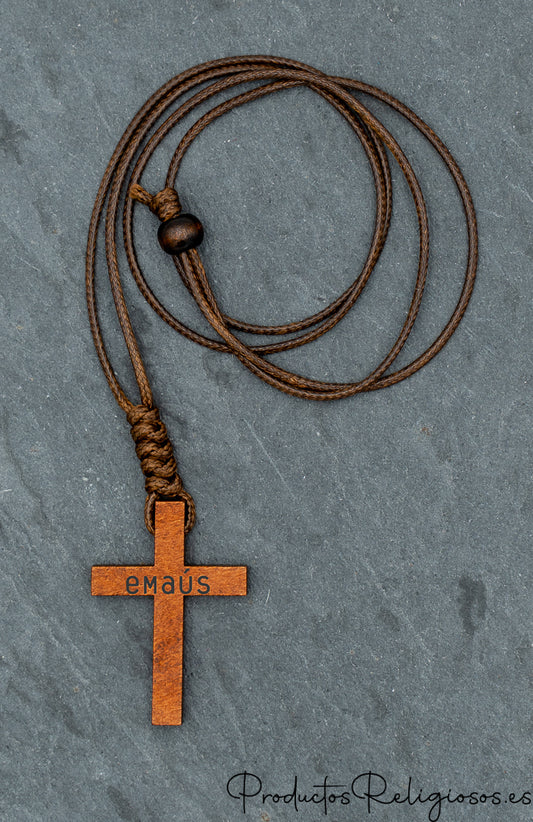 Colgante Cruz de Madera con Cordón Incluido