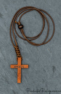 Colgante Cruz de Madera con Cordón Incluido Cruz Oscura + Cuero