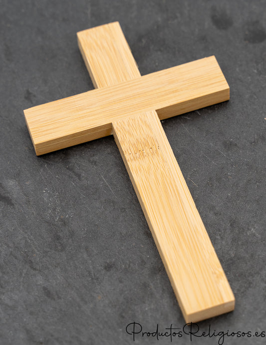 Cruz de Madera de Bambu