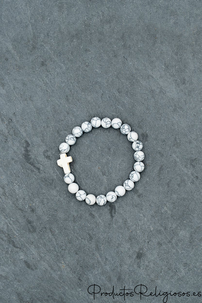 Pulsera de Cuentas de Piedra Natural y Cruz Tono Hueso