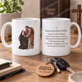Caneca de Santa Gertrudes, desenho 4 a cores e oração histórica em espanhol. Vistas da ilustração e do verso numa cena de produto.