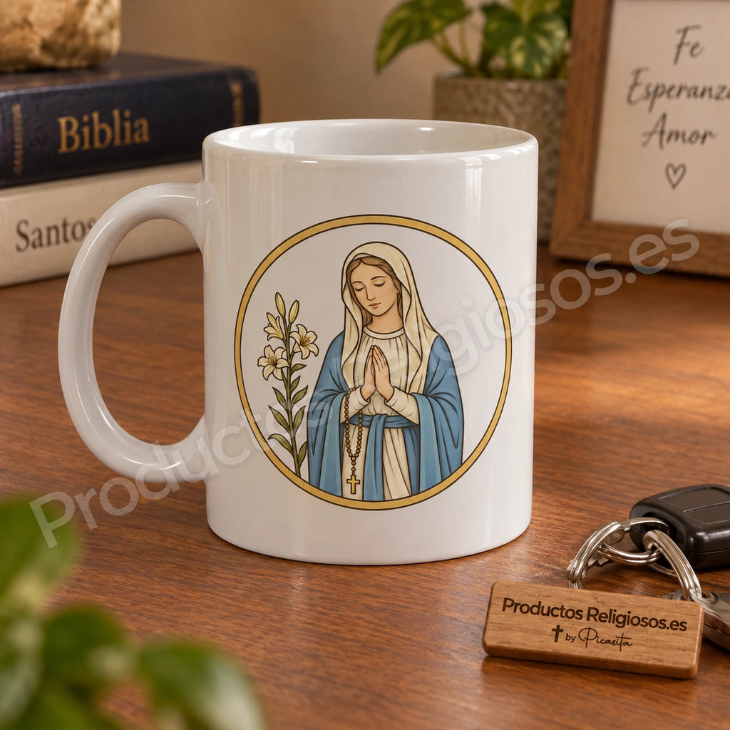 Tazza della preghiera · Ave Maria, disegno 1 a colori. Illustrazione in una scena di prodotto.