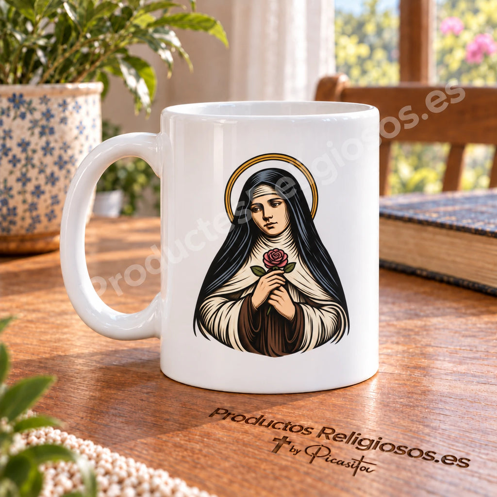 Tazza di santa Teresa di Lisieux, disegno 1 a colori e frammento di preghiera in francese. Viste dell’illustrazione e del retro in una scena di prodotto.