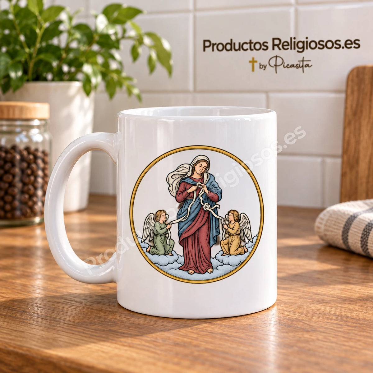 Tazza della preghiera · Maria che scioglie i nodi, disegno 2 a colori. Illustrazione in una scena di prodotto.